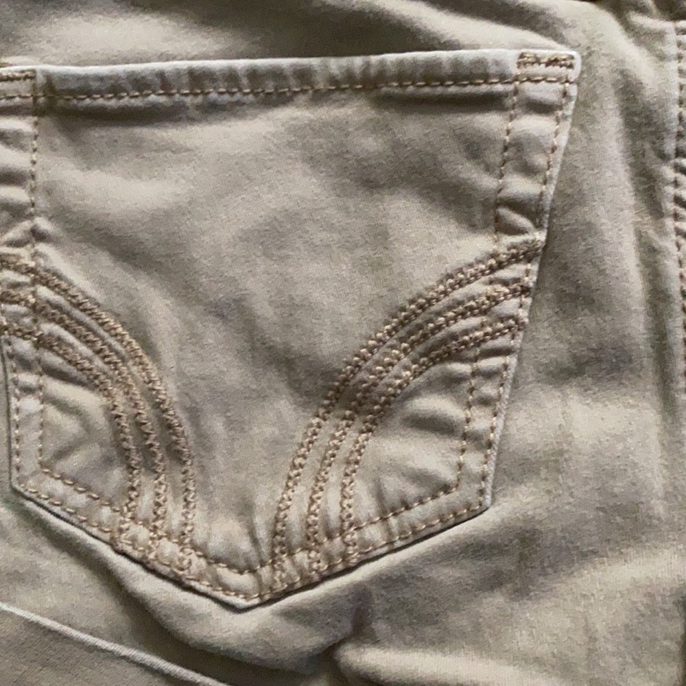 Shorts - Picture 4 of 4